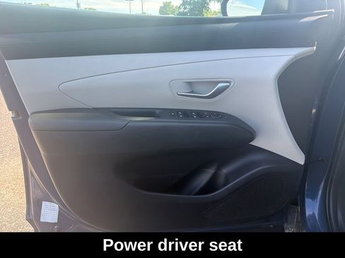 Used 2025 Hyundai Tucson SEL FWD image 12