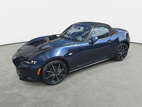 New 2026 MAZDA MX-5 Miata Grand Touring RWD image 34