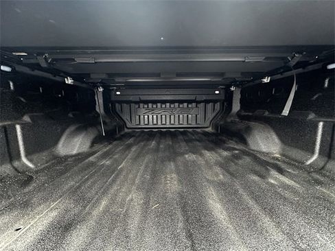 Used 2023 Chevrolet Colorado ZR2 w/ ZR2 Convenience Package III image 42