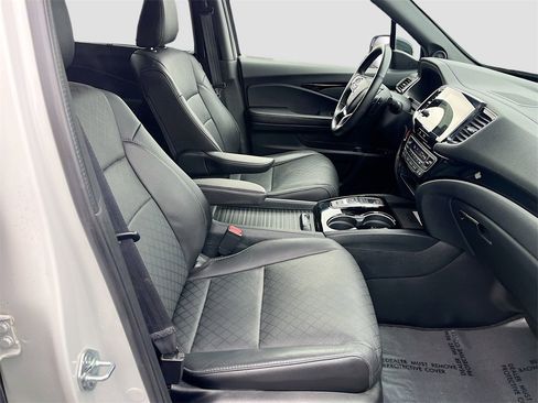 Used 2023 Honda Passport Elite image 30