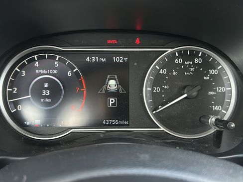 Used 2020 Nissan Kicks SR FWD image 23