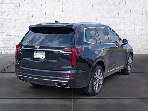 Used 2021 Cadillac XT6 Premium Luxury AWD/4WD image 7