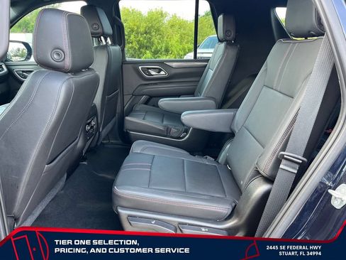 Used 2021 Chevrolet Tahoe RST w/ Luxury Package RWD image 12