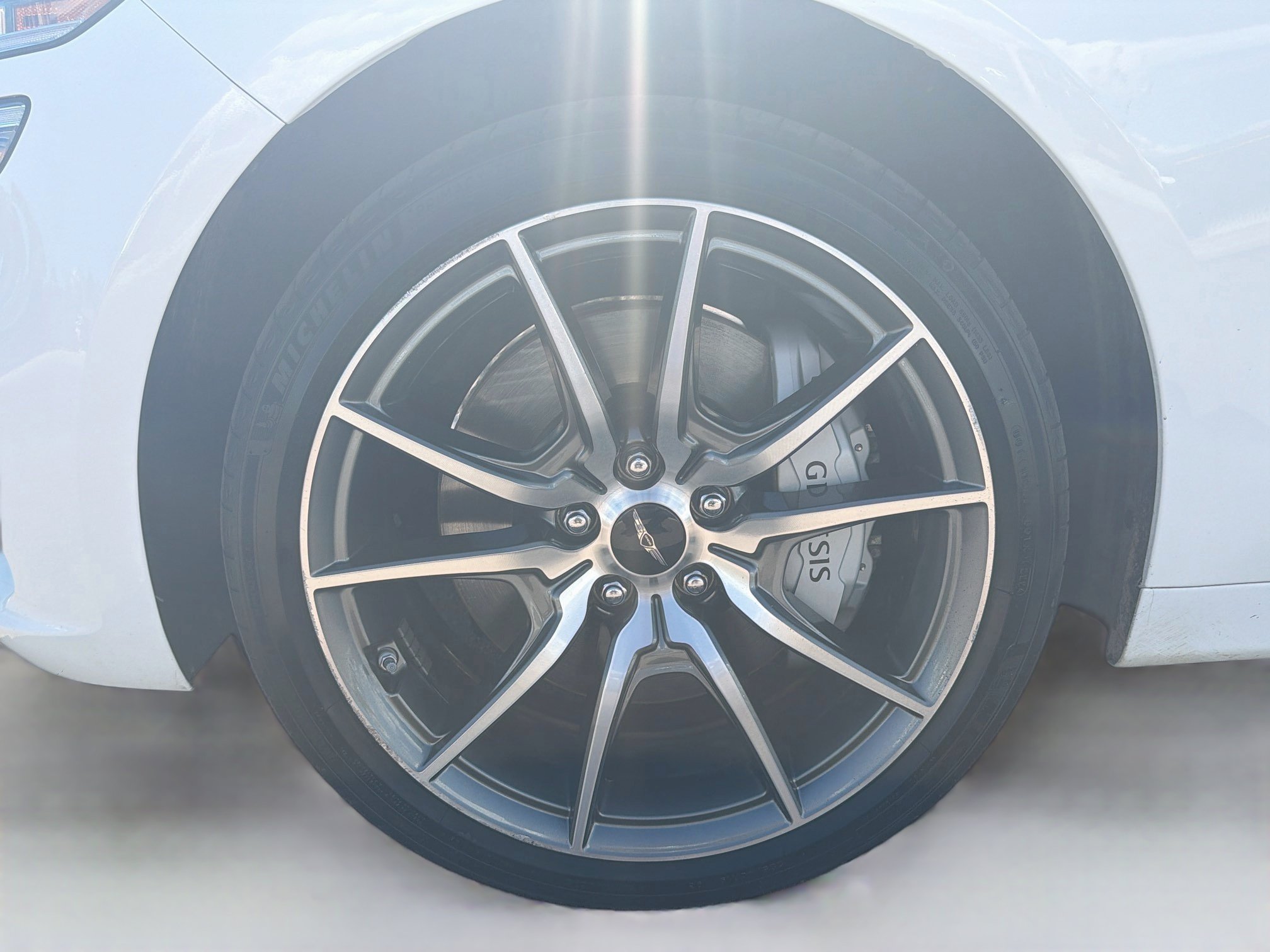 Used 2025 Genesis G70 2.5T AWD/4WD image 11