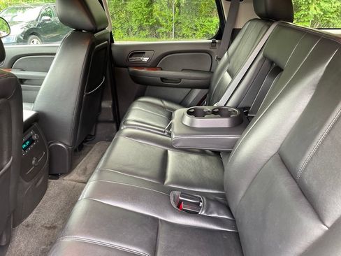 Used 2012 Chevrolet Tahoe LT w/ Luxury Package AWD/4WD image 21