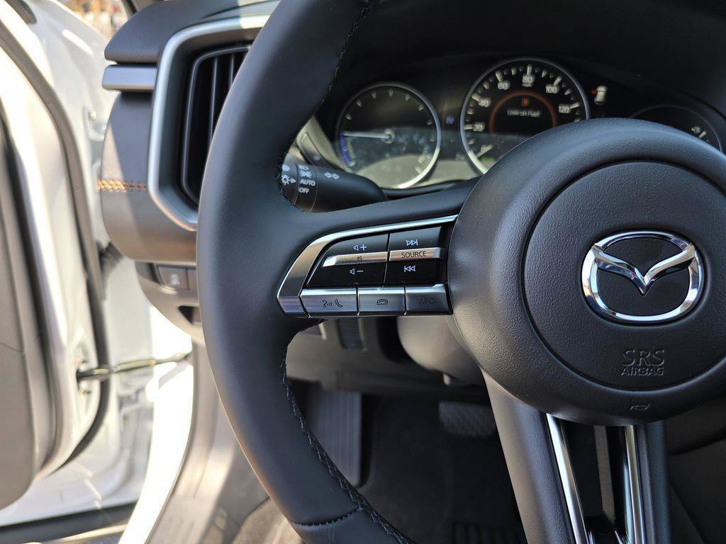 Used 2026 MAZDA CX-50 AWD 2.5 Hybrid w/ Premium Pkg image 33