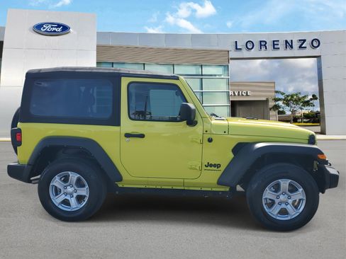 Used 2023 Jeep Wrangler Sport image 4