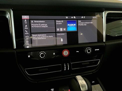 New 2026 Porsche Macan image 16