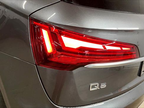 Used 2023 Audi Q5 2.0T Premium w/ Convenience Package image 31