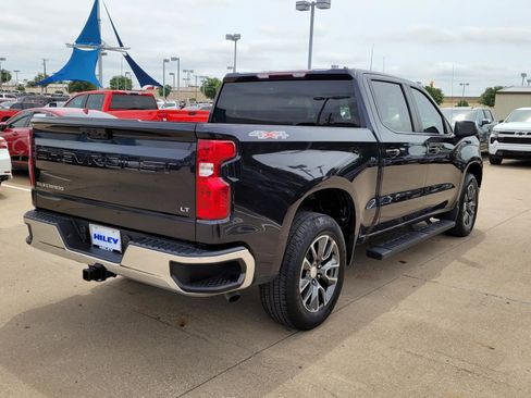 Used 2023 Chevrolet Silverado 1500 LT AWD/4WD image 4