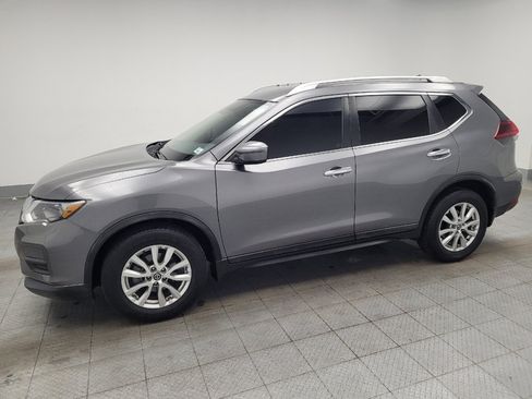Used 2019 Nissan Rogue S w/ Special Edition Package FWD image 2