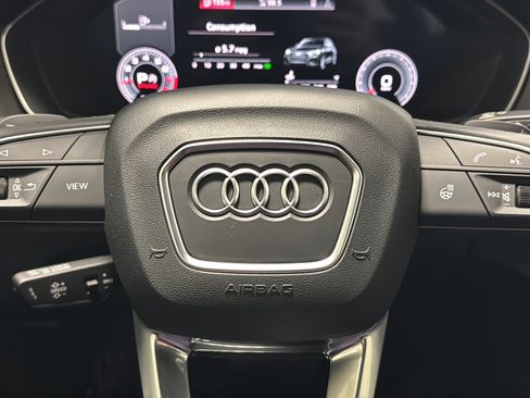 Used 2023 Audi Q5 2.0T Prestige w/ Prestige Package AWD/4WD image 16