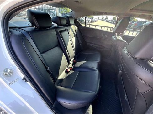 Used 2017 Acura ILX FWD image 32