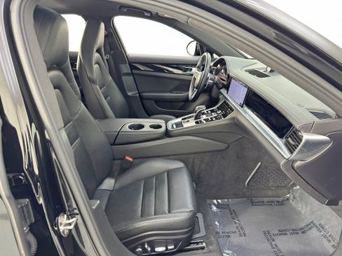 Used 2018 Porsche Panamera 4S w/ Premium Package Plus AWD/4WD image 16