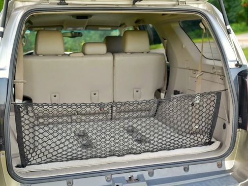 Used 2004 Toyota 4Runner Limited AWD/4WD image 21