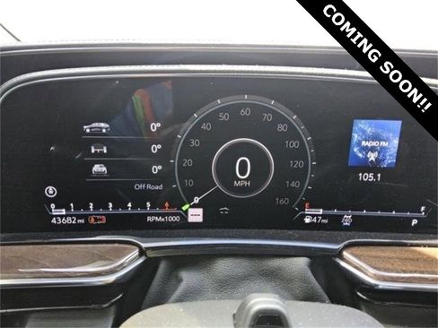 Used 2022 Cadillac Escalade Sport Platinum image 12