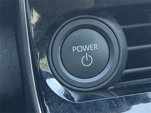 Used 2025 Toyota bZ4X AWD image 27