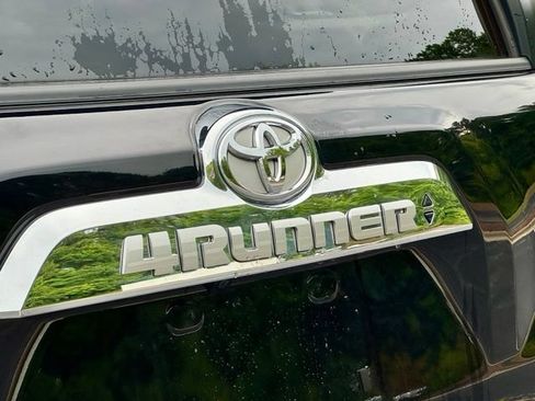 Used 2024 Toyota 4Runner Limited AWD/4WD image 16