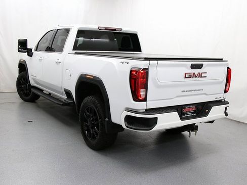 Used 2022 GMC Sierra 3500 SLE w/ SLE Convenience Package image 9