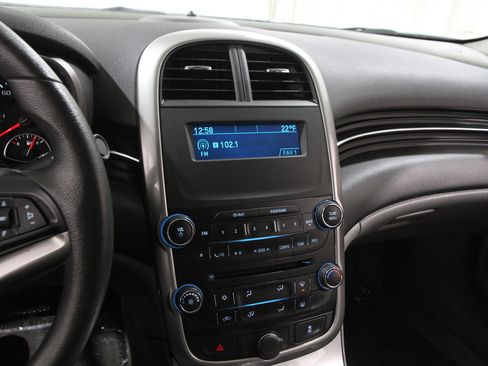 Used 2014 Chevrolet Malibu LS image 9