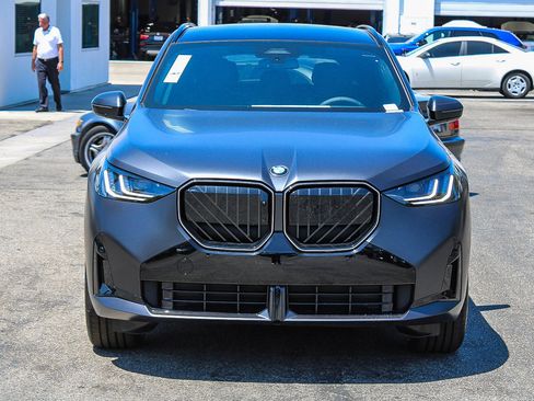 New 2026 BMW X3 xDrive30 w/ Premium Package AWD/4WD image 2
