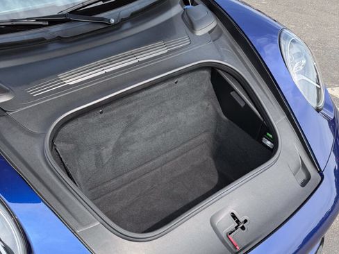 Used 2021 Porsche 911 Carrera w/ Premium Package RWD image 17