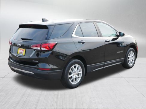 Used 2023 Chevrolet Equinox LT AWD/4WD image 7