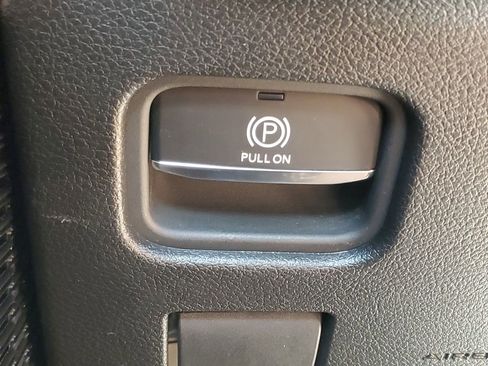 Certified 2024 Jeep Grand Cherokee L Limited w/ Trailer Tow Package image 36