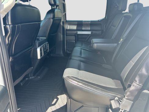 Used 2017 Ford F250 Lariat w/ Lariat Ultimate Package AWD/4WD image 26