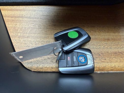 Used 2015 BMW i3 w/ Range Extender image 35