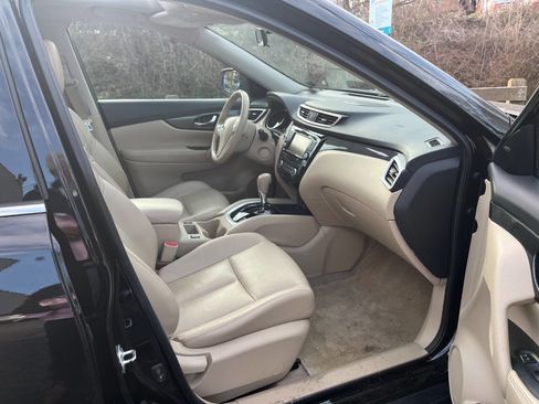 Used 2015 Nissan Rogue SL w/ SL Premium Package image 5