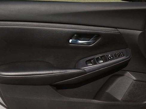 Used 2022 Nissan Sentra SV FWD image 10