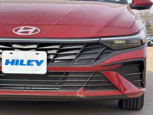 New 2026 Hyundai Elantra SE image 8