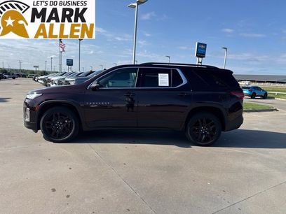 Used 2023 Chevrolet Traverse LT