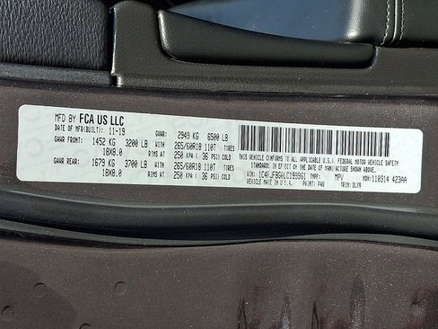 Certified 2020 Jeep Grand Cherokee Limited w/ Luxury Group II AWD/4WD image 28