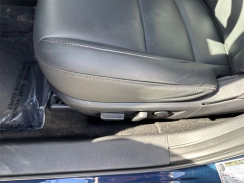 Certified 2023 MAZDA MAZDA3 s image 41