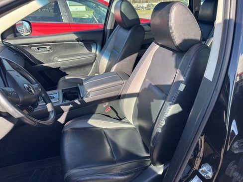 Used 2012 MAZDA CX-9 Touring w/ Moonroof & Bose Audio Pkg image 12