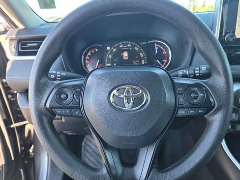 Certified 2025 Toyota RAV4 XLE AWD/4WD image 24
