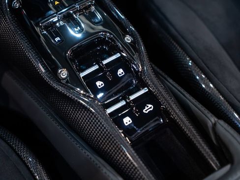 Certified 2022 Ferrari SF90 Spider AWD/4WD image 39