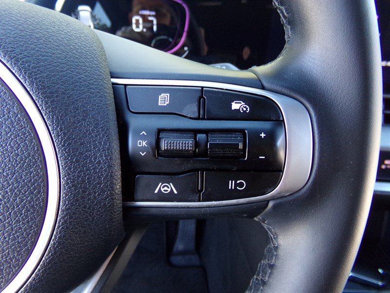 Used 2025 Kia Sportage X-Line AWD/4WD image 37