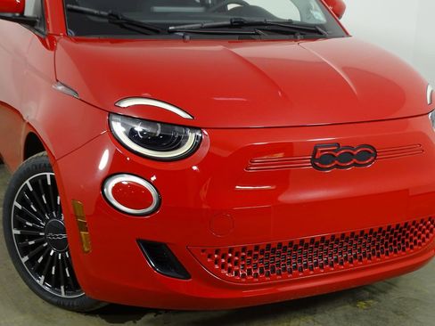 Used 2024 FIAT 500 e (RED) image 41