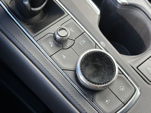 Certified 2024 Cadillac XT4 Premium Luxury image 26