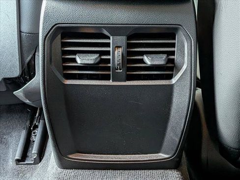 Used 2025 BMW 430i Coupe w/ M Sport Package RWD image 18