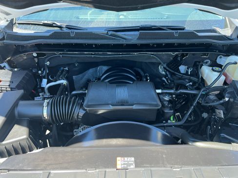 Used 2022 Chevrolet Silverado 2500 LTZ w/ LTZ Plus Package AWD/4WD image 3