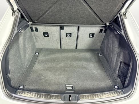 Used 2025 Porsche Macan image 22