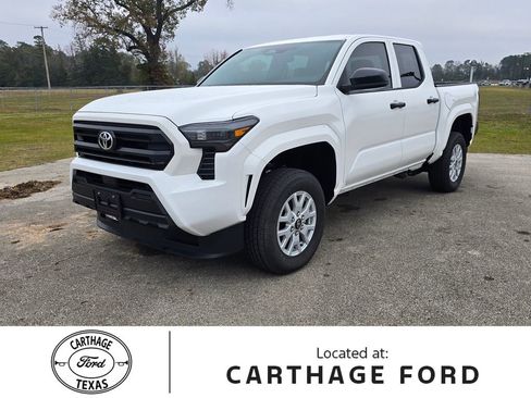 Used 2025 Toyota Tacoma SR image 1