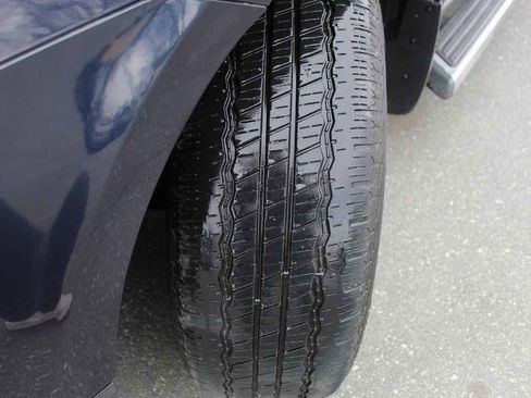 Used 2017 Chevrolet Traverse LT w/ LPO, 'HIT The Road' Package image 35