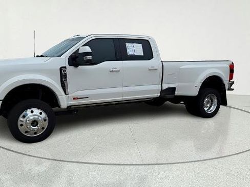 Certified 2023 Ford F450 Lariat w/ Lariat Ultimate Package AWD/4WD image 5