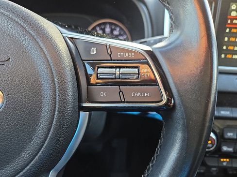 Used 2020 Kia Sportage EX image 28