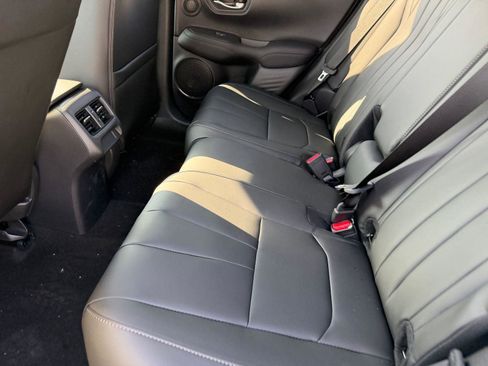 Certified 2025 Acura ADX FWD image 4